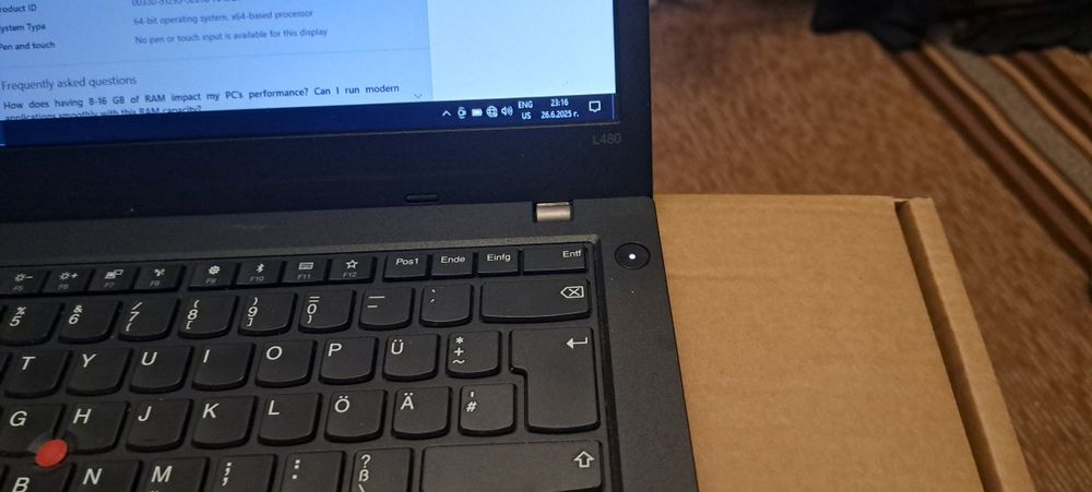 Лаптоп LENOVO T14S