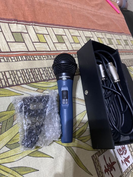 Продам микрофон вокальный профессиональный