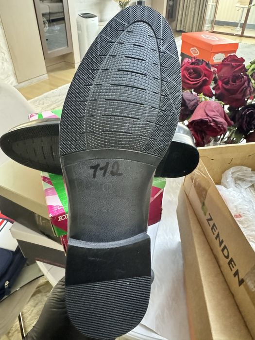 Кожаные Новые туфли 40 р