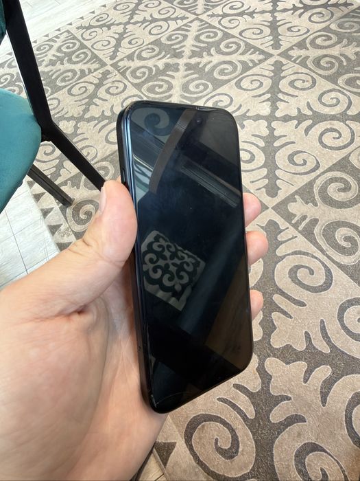Продаю айфон/iphone 16