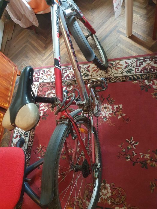 Bicicleta GIANT*26 inch SHIMANO