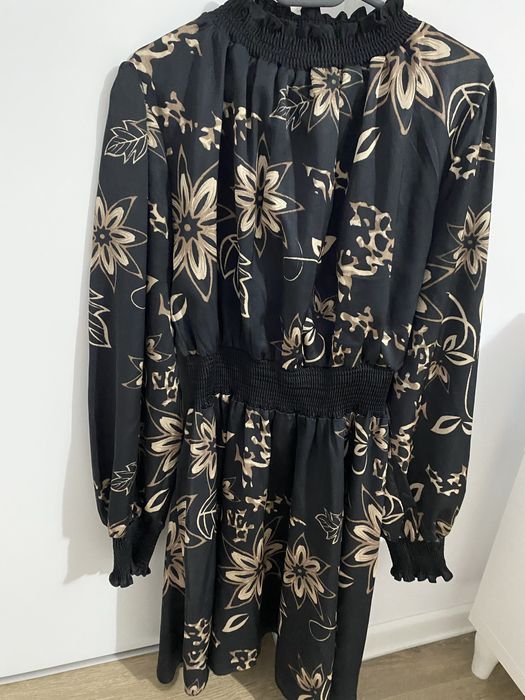 Rochie neagra cu imprimeu