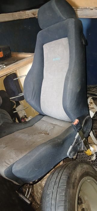 Гольф 3 Венто запчасти,потолок