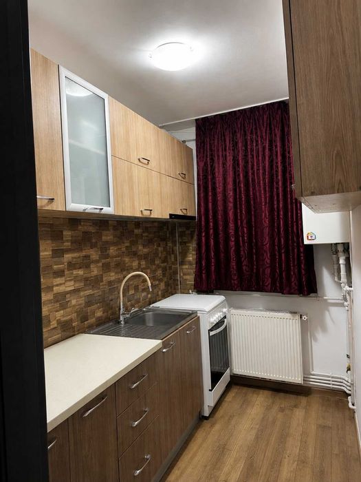 Apartament cu 3 camere mobilat si utilat