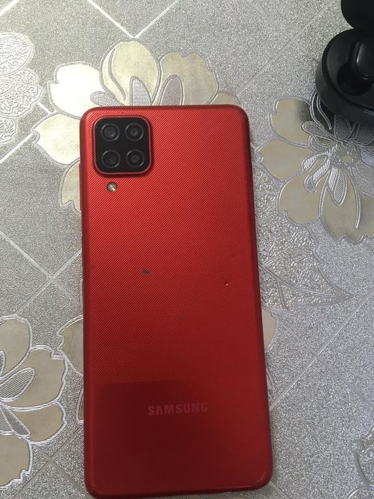 Samsung galaxy a12
