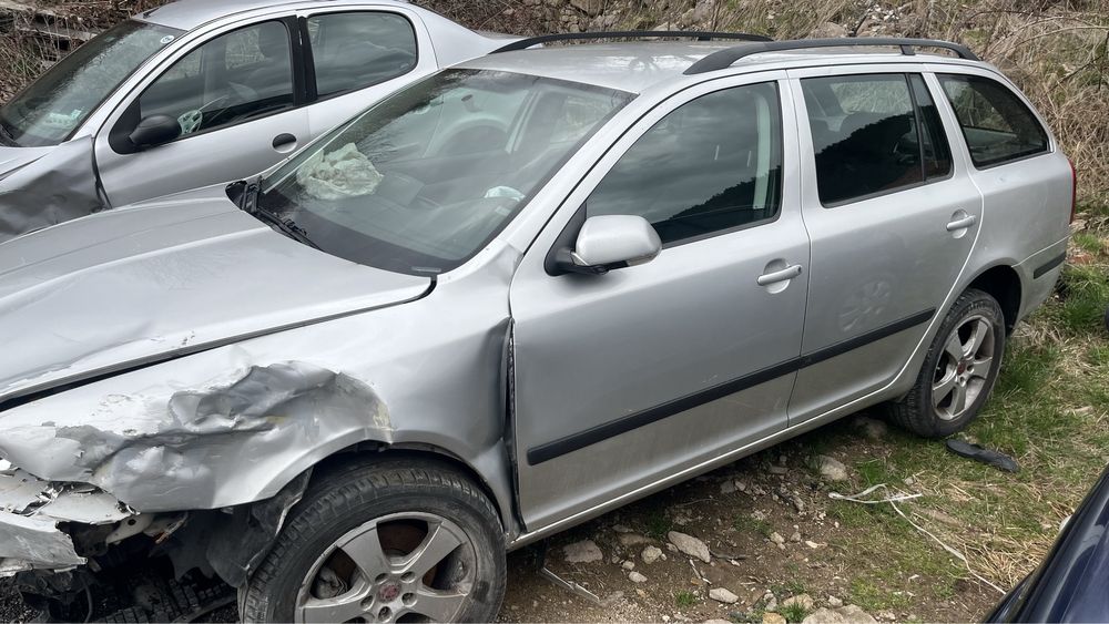 Шкода октавия на части гр. Смолян Стар център • OLX.bg