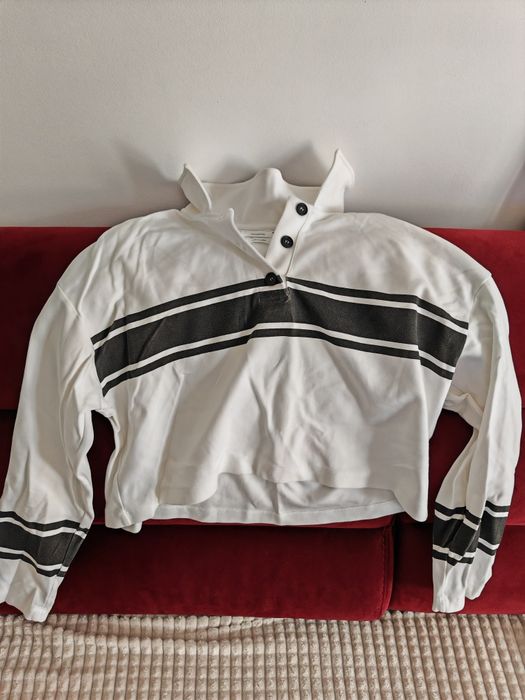 Hanorac crop Reserved marime L