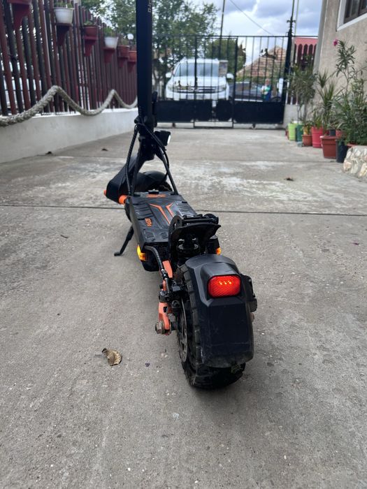 KuKirin G2 Pro 2025 – 1379 km – stare excelentă