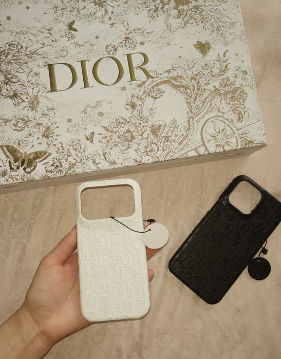 Брендовые чехлы на айфон