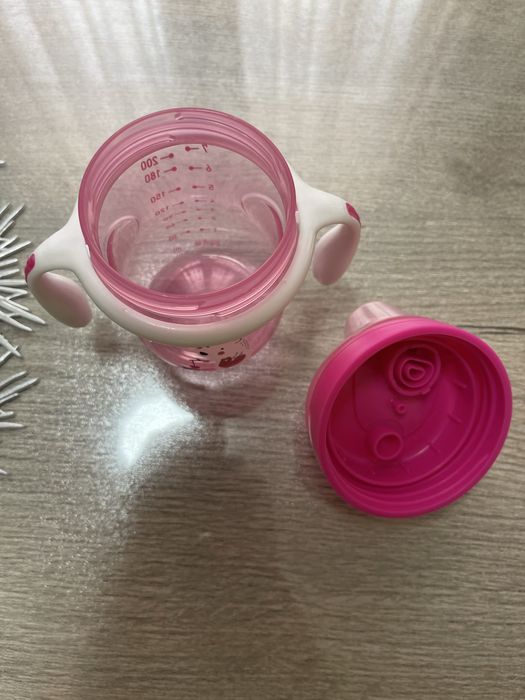 Детский поильник Chicco Training Cup, 6м+, 200 мл. НОВЫЙ!