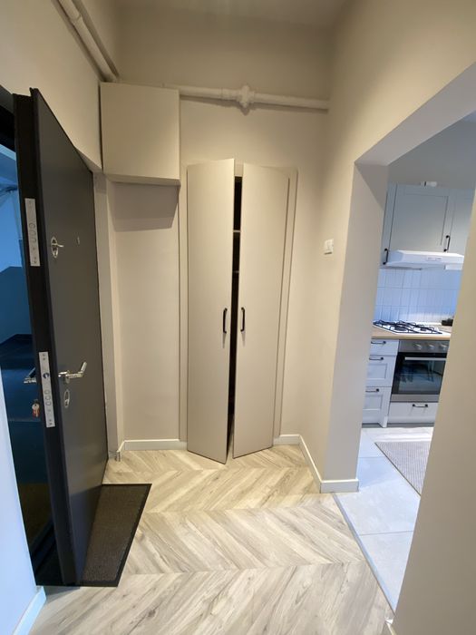 Vand apartament 2 camere sector 3/Universitate