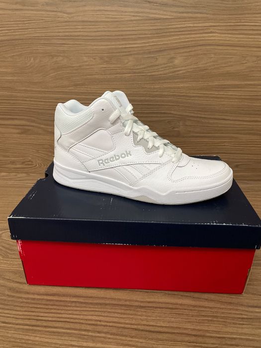 Reebok,new balance, adidas terrex, puma,under armour