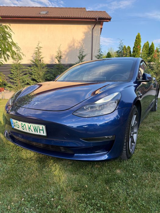 Tesla Model 3 DualMotor LongRange AWD