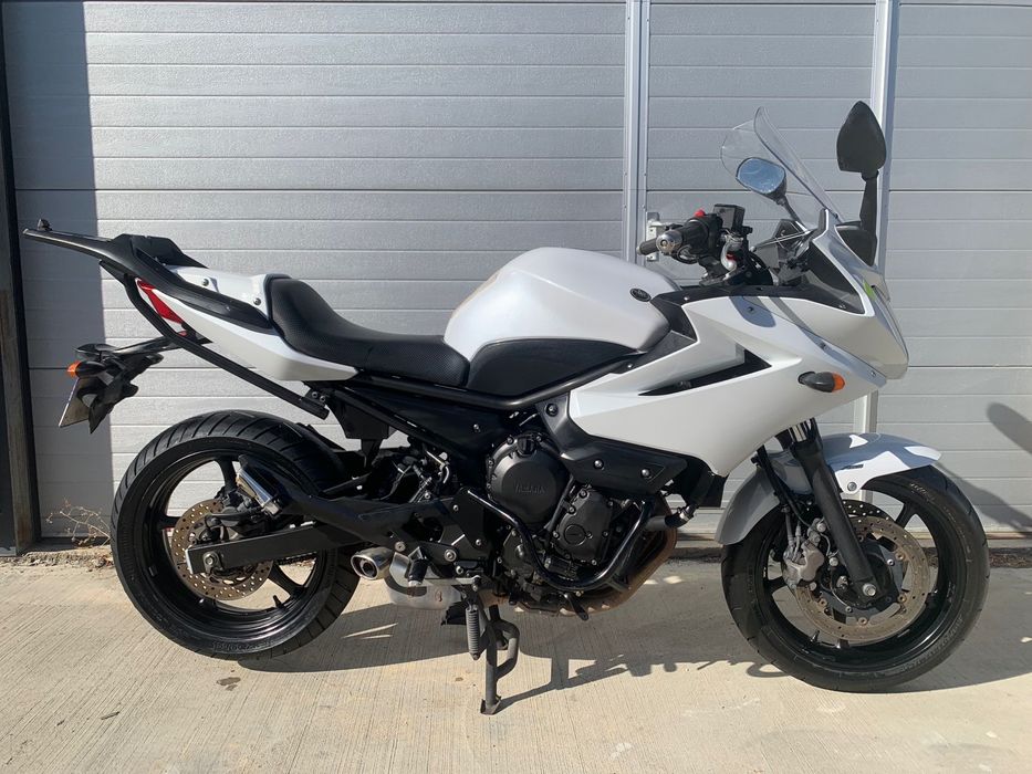 funmoto Yamaha XJ6 Diversion 2012 ABS (fz6 hornet gsr)