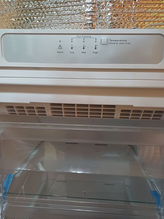 Congelator INDESIT. No frost-6 sertare.