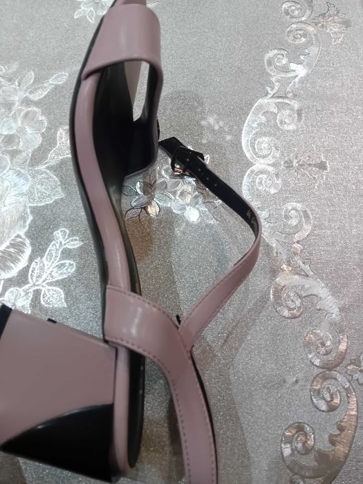 Розови официални обувки