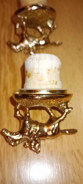Колекционерски тапи от уиски Blanton's / конни надбягвания/