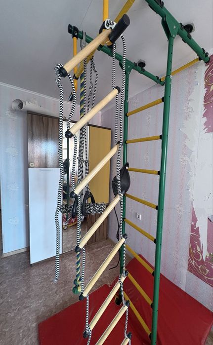 Срочно продам !!! шведская стенка