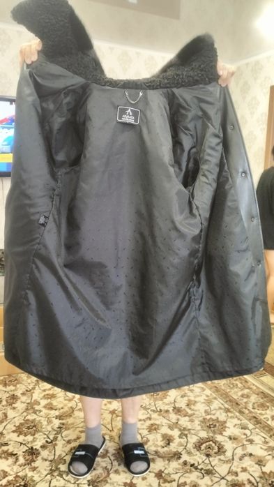 Продам мутоновую шубу