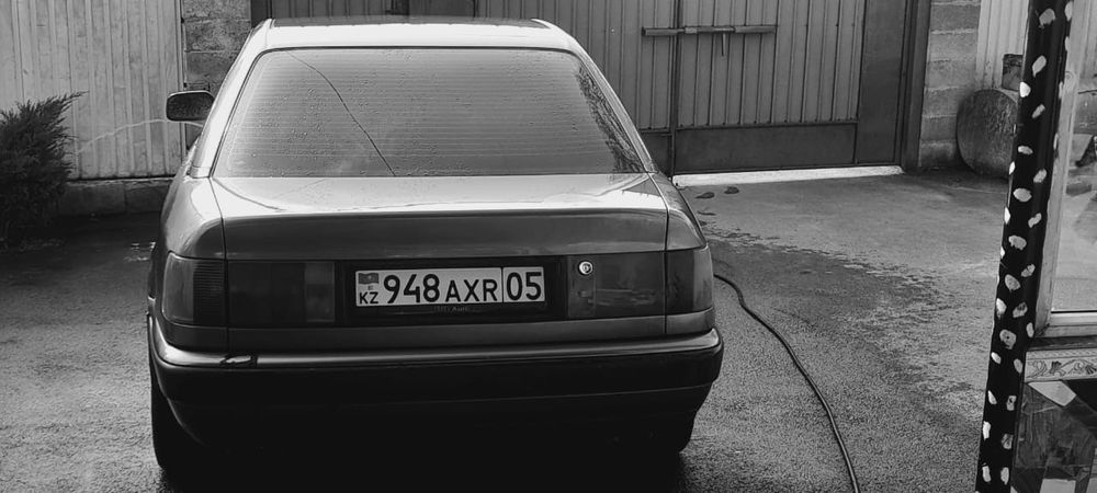 Продам авто ауди с4