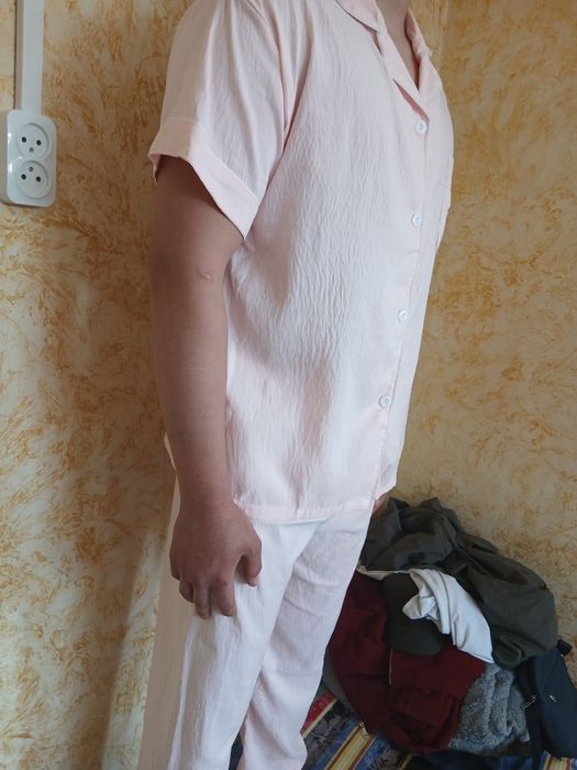 Киім сатылады әйелдерге