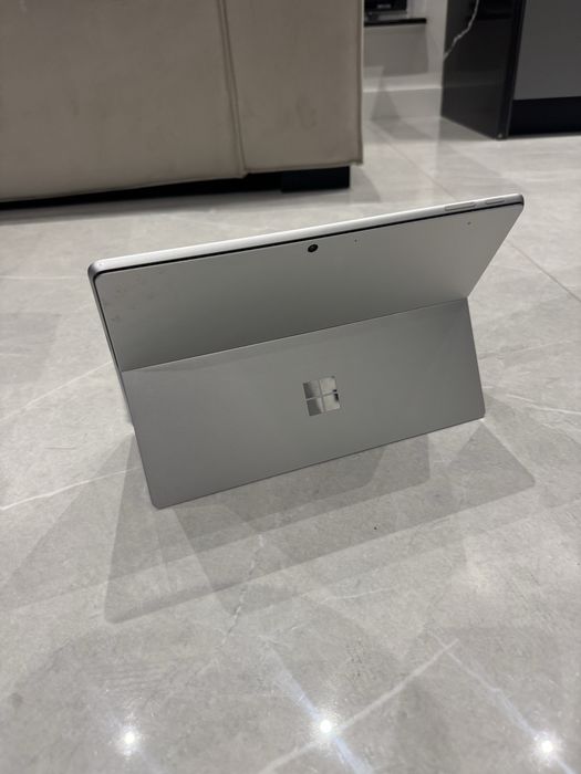 Microsoft Surface Pro 11