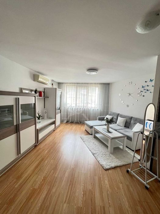 Продава се Тристаен апартамент в Свети Влас - 165 кв.м за 556 €/кв.м - Снимка #2