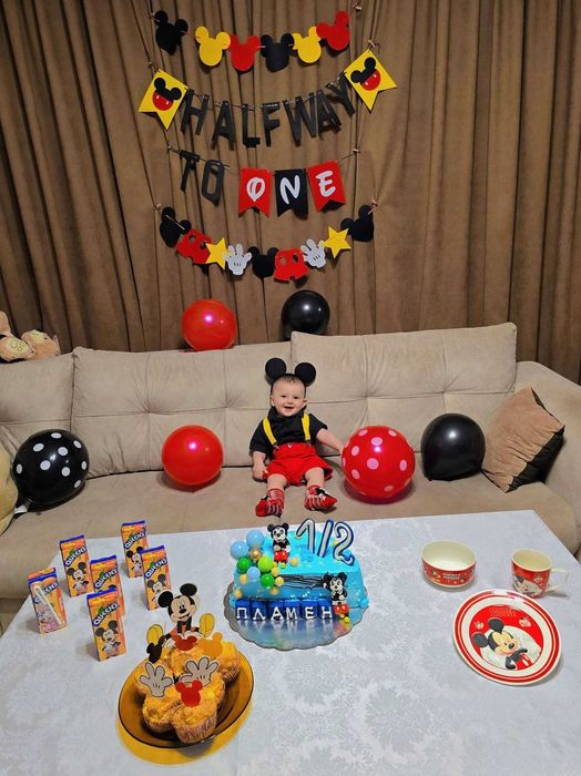 Украса за 6 месеца на бебе + дрешките