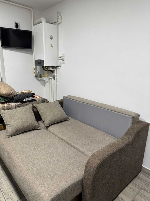 Vand canapea 2 locuri