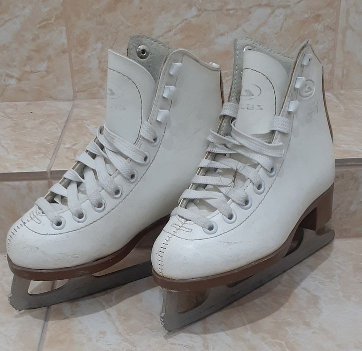 Коньки фигурные "botas"