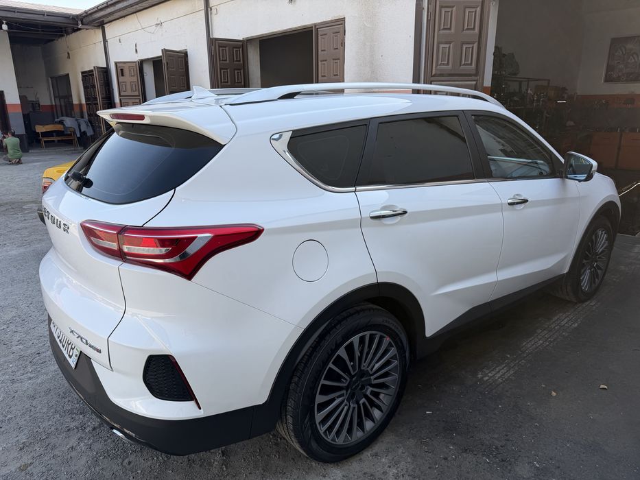 JETOUR X70 2023 год выпуска