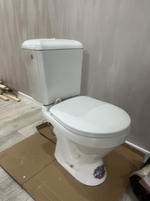 Продам унитаз и ракивину