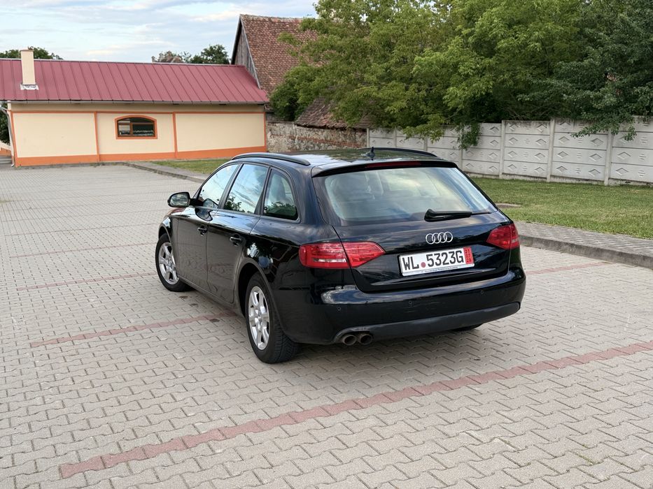 Audi a4 b8 2 tdi 143 cp