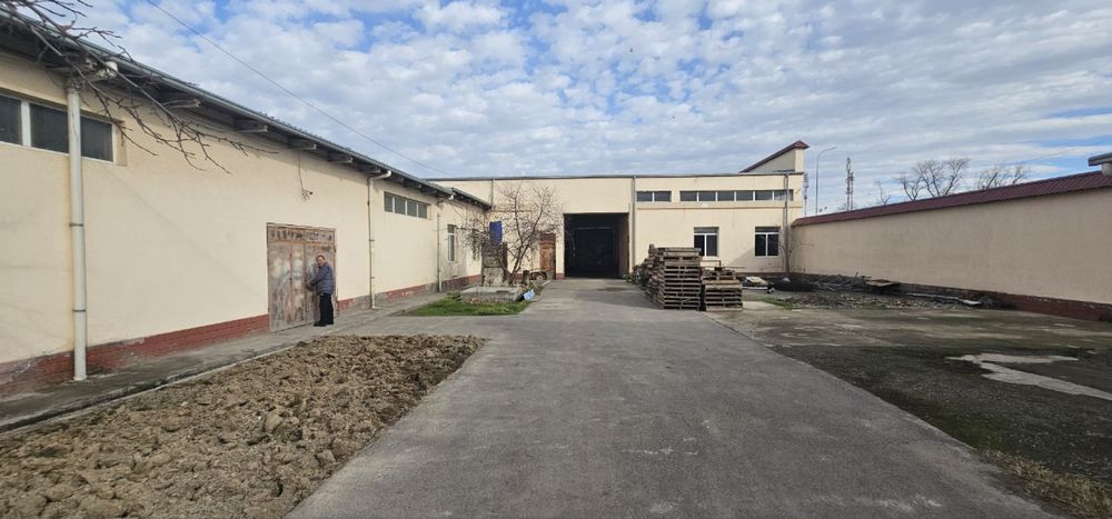 Продается 23 соток на трассе 5км до фуд сити Иик ота с арендатором