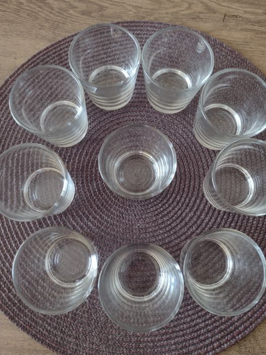 Нови чаши  10 бр.за ракия ,бренди или шотове.