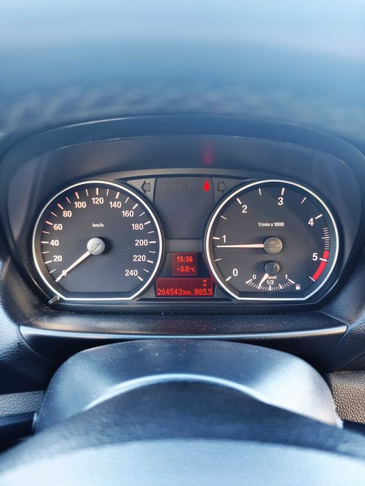 BMW - diesel- 2008 - interior piele - navi - scaune incalzite