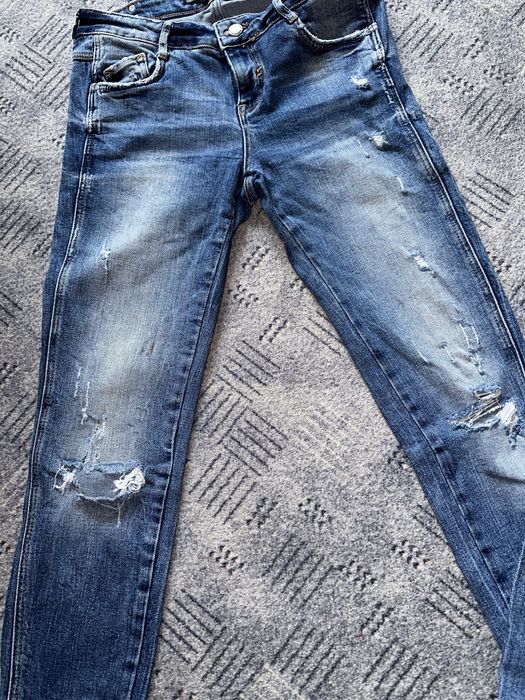 Продам джинсы Zara