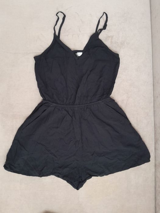 Платья и комбинезоны на девочку