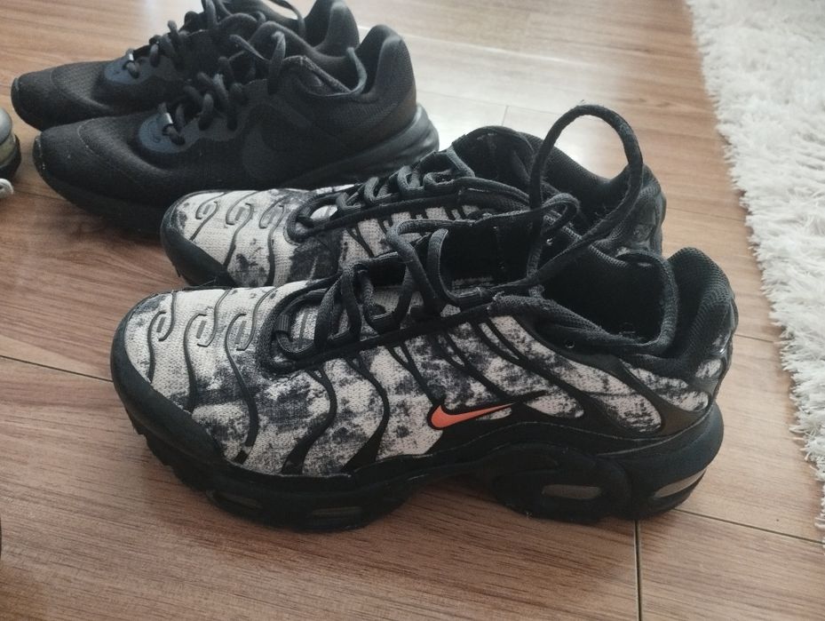 Маратонки маратонки найк Nike