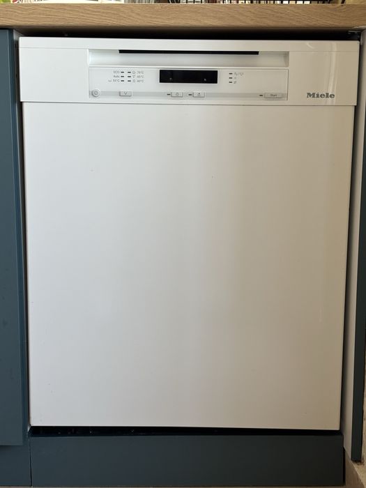 Съдомиялна Miele G 6202 SCU
