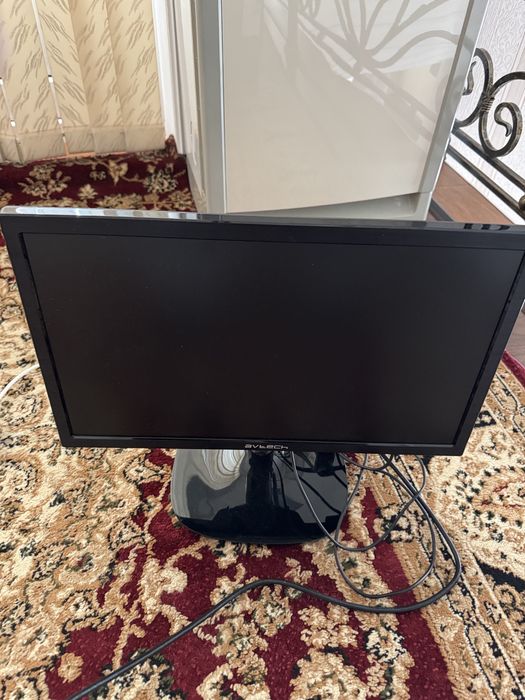 Монитор Avtech как новый