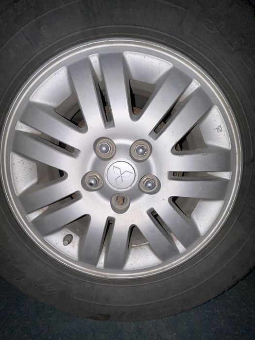 Митсубиси айртрек