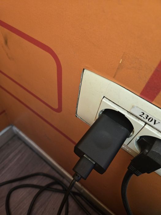 Vând boxa bluetooth NDR