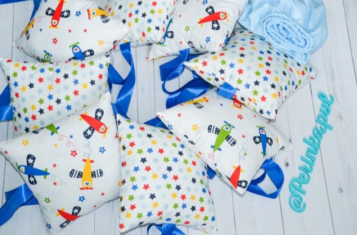 Продам бортики в кроватку