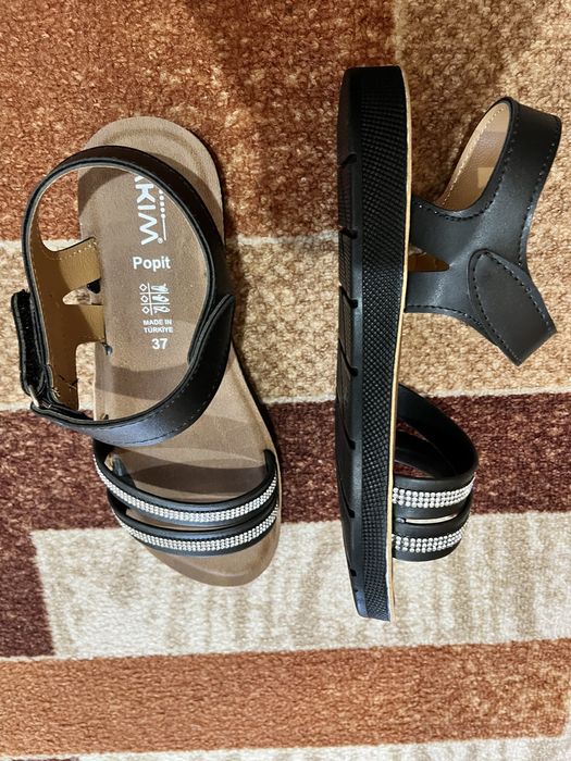 Черни дамски сандали