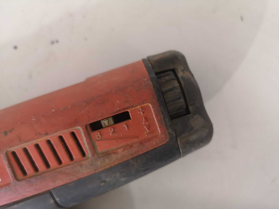 Пистолет за пирони -  Hilti DX351