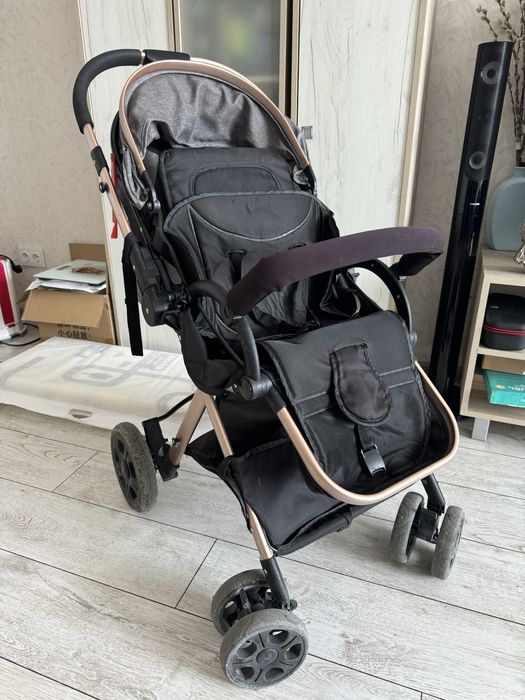 Продам коляску для прогулки