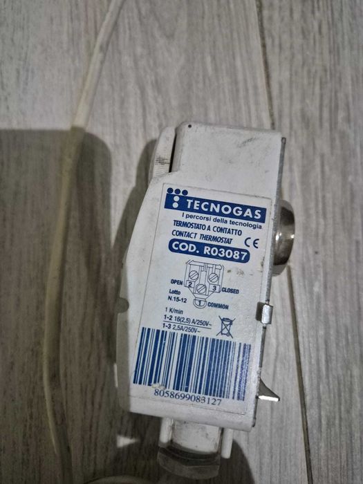 Termostat de contact pentru teava Tecnogas, model R03087