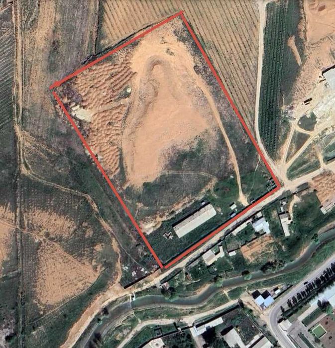 Кибрай тумани Май кучасида 4 гектар ер сотилади