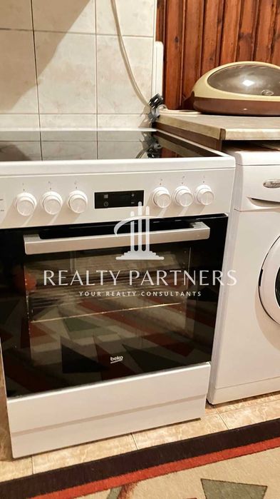 Продава 2-стаен – кв. Изток, гр. Перник